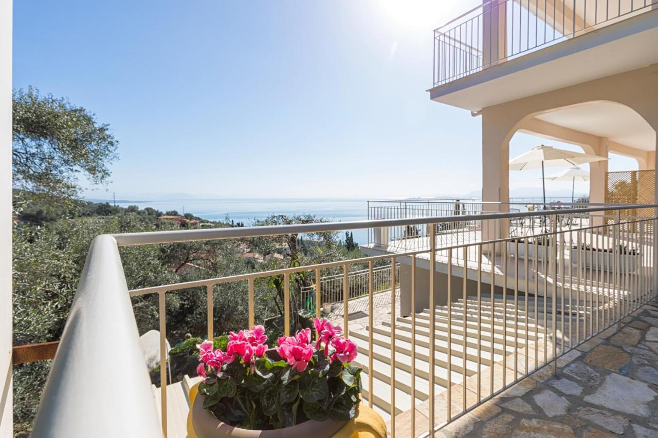 Luna Apartments Corfu Ниссаки Экстерьер фото